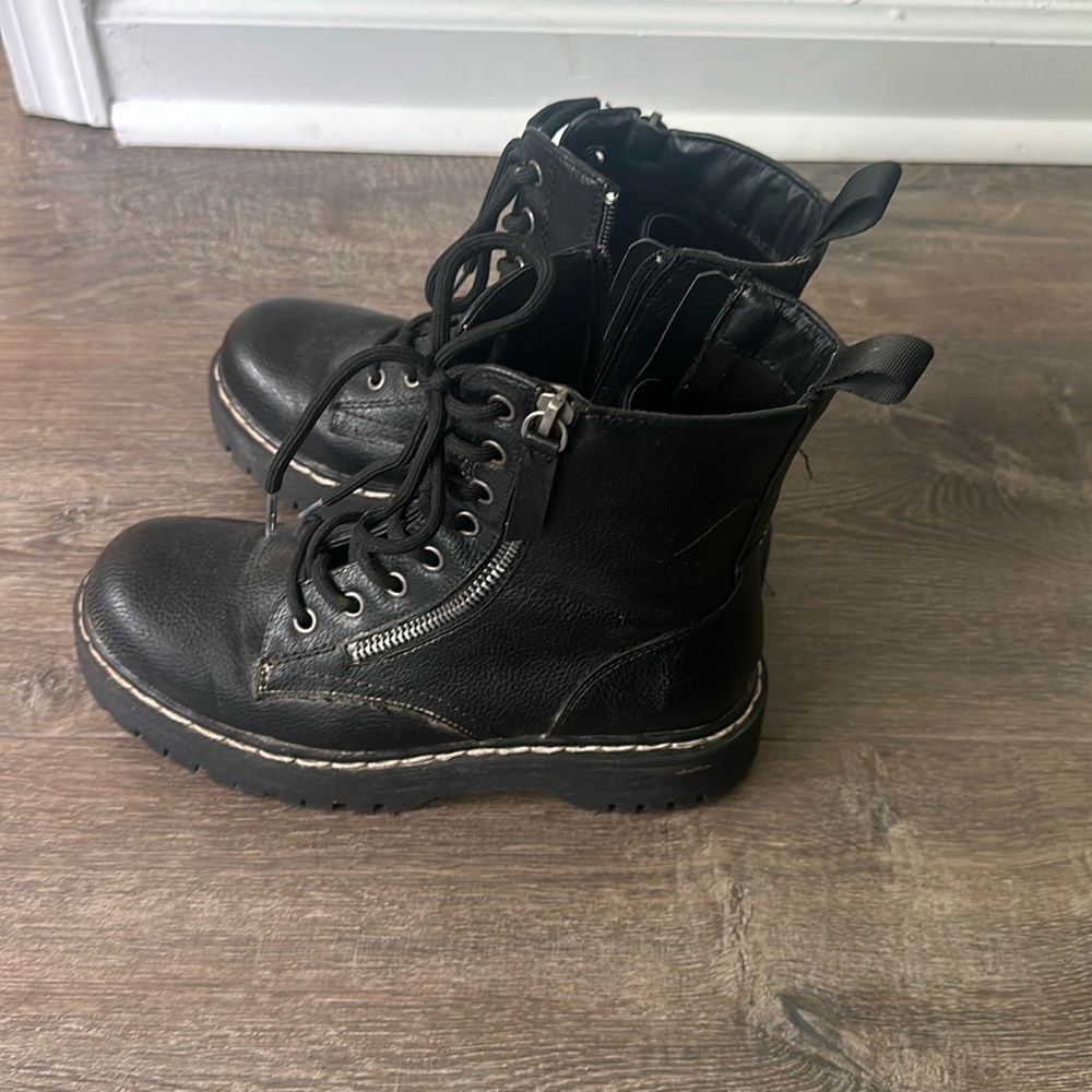 Unionbay black Lace-Up Combat Boots - Picture 2 of 3
